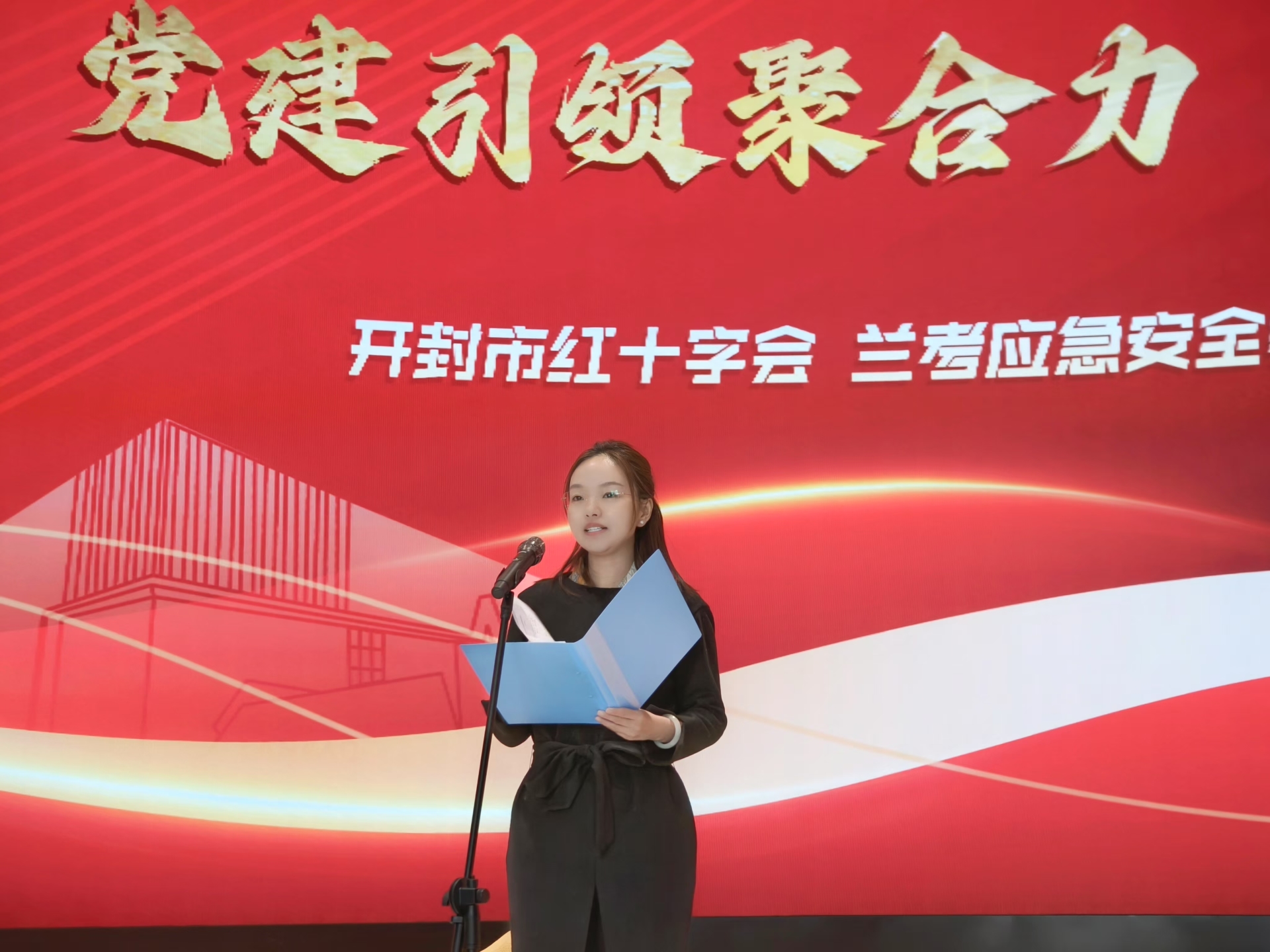 b122fbd2f5e46e33d6c131e5baa4bbb.jpg b122fbd2f5e46e33d6c131e5baa4bbb.jpg