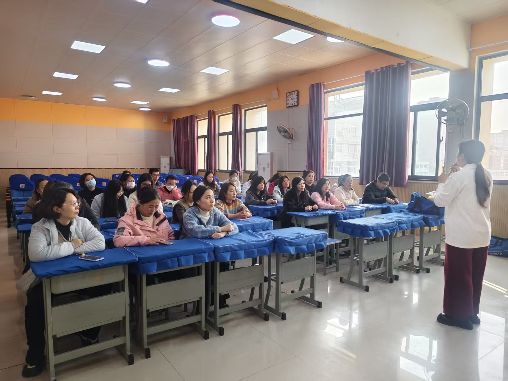 图片2.png 图片2.png